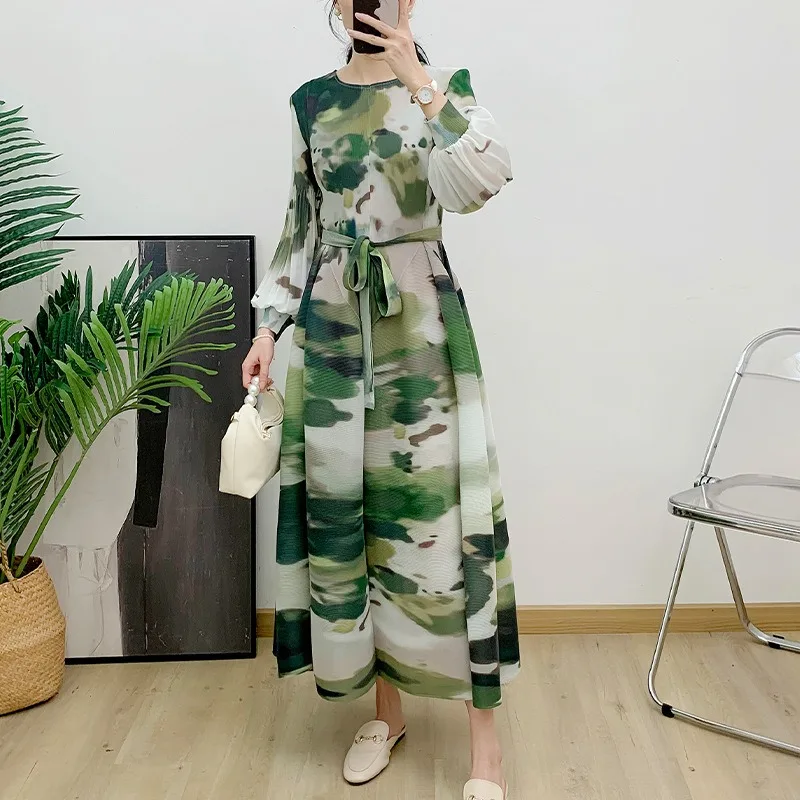 

Miyake Pleated Flower Bud Long Sleeved Dress 2024 Summer New Style Lantern Sleeves Large Hem Mid Length Dress