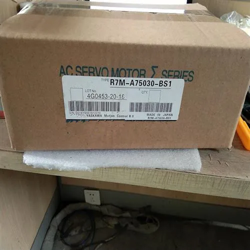 

R7M-A75030-S1 Новинка с коробкой