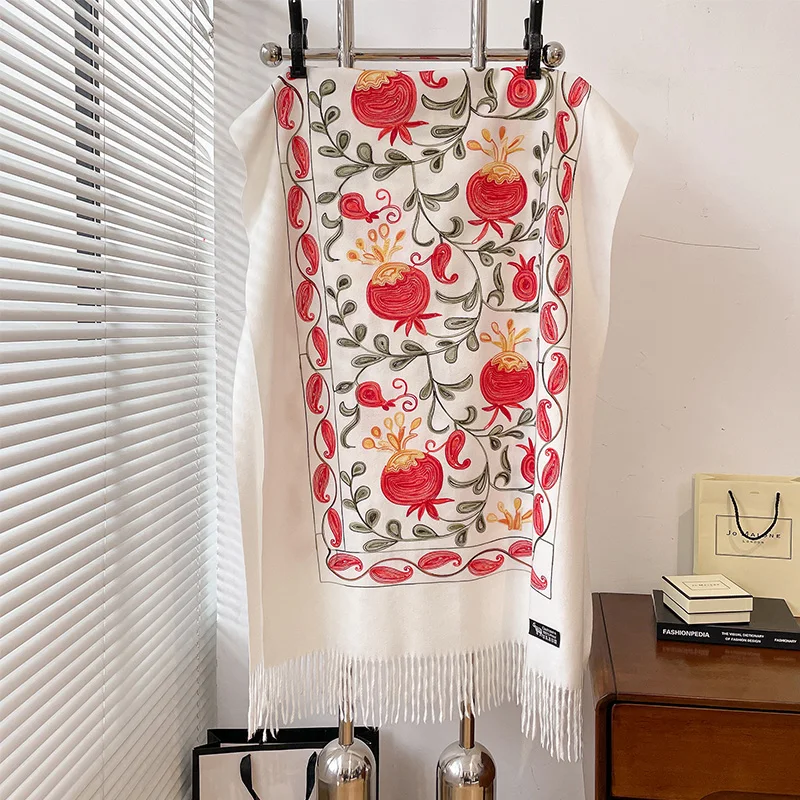 NEW Brand Embroidery Scarf Elegant Women Winter Thick Warm Neck Pashmina Paisley  Fringe Scarves Lady Blanket Soft Shawl