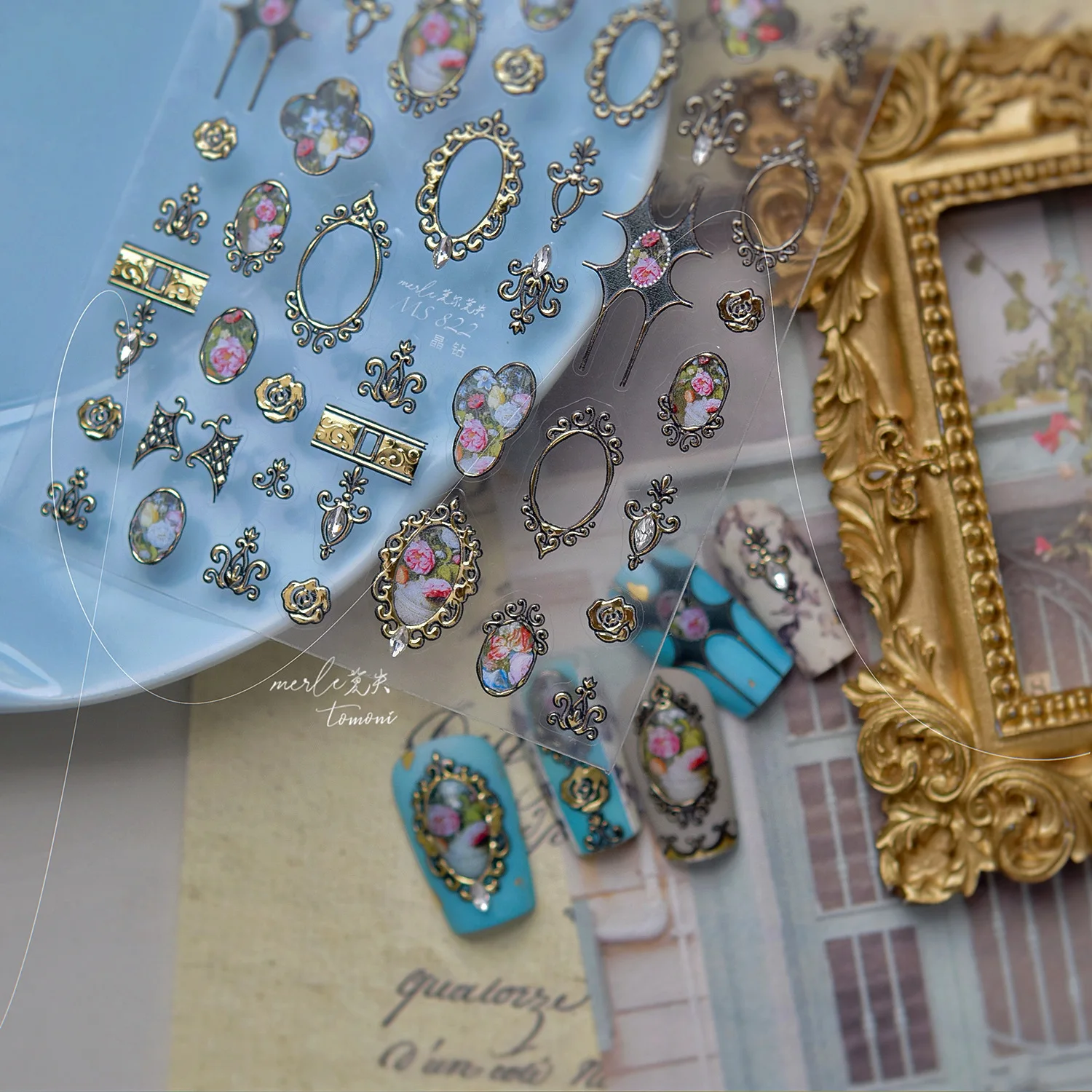 럭셔리 5D 꽃 네일 아트 스티커 골드 실버 중국 스타일 금속 프레임 반짝 이는 크리스탈 라인스톤 자체 접착 매니큐어 데칼