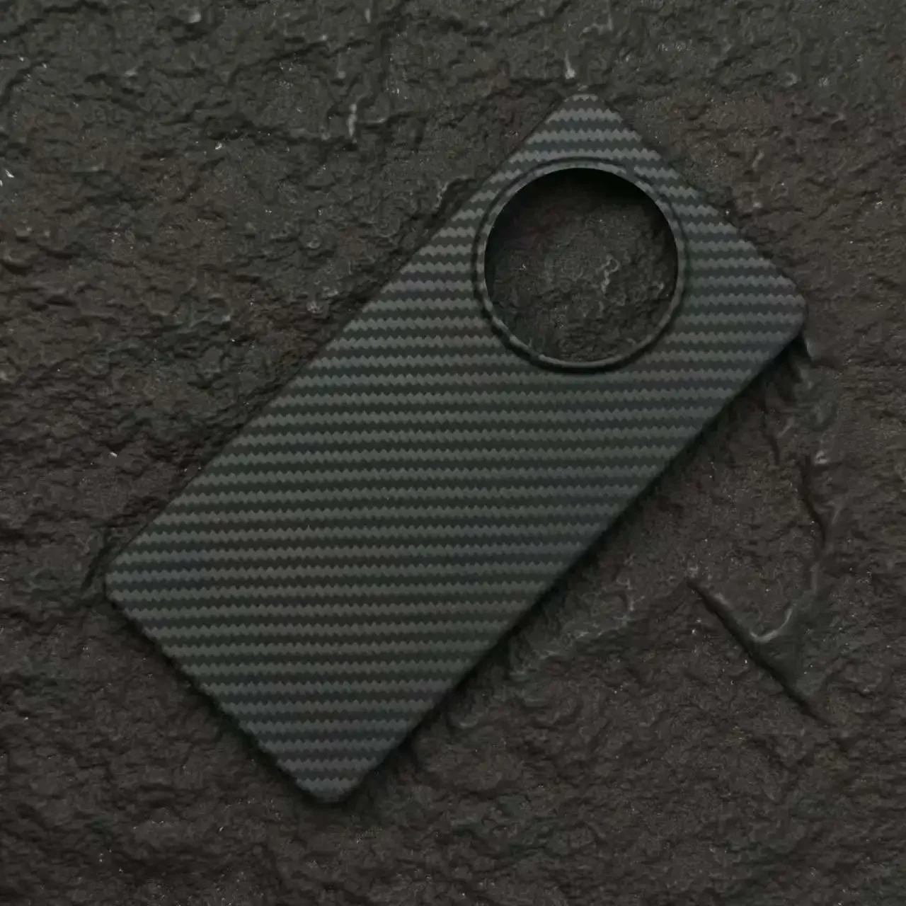 Ultra-Thin Carbon Fiber Aramid Phone Case - Sleek Business Protective Cover