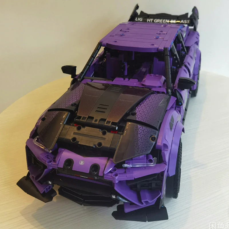 ZITIANYOUBUILD Super Sports Car 432 Stück moc-146753 Geschenk für Weihnachten