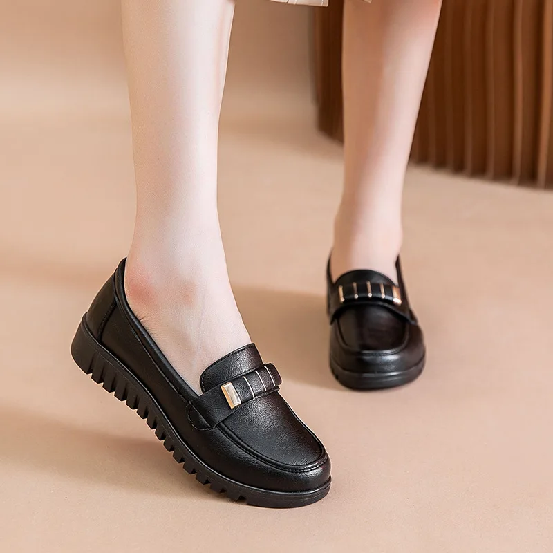Classic Sexy Ladies Single Shoes Bowtie Flats Patent Leather Loafers Women Round Toe Roll-Up Shoes Woman Bridesmaid Flats Shoes