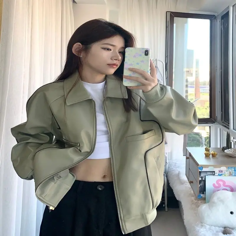 

2023 New Autumn Outerwear Woman Leather Fillets Contrast Color Locomotive Leather Coat Chaopai Easy Jacket Free Shipping