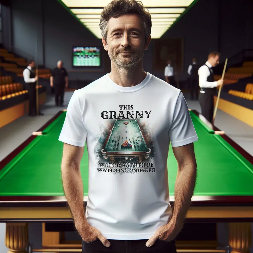 La Nonna Dovrebbe Giocare A Snooker White Xmas T Shirt