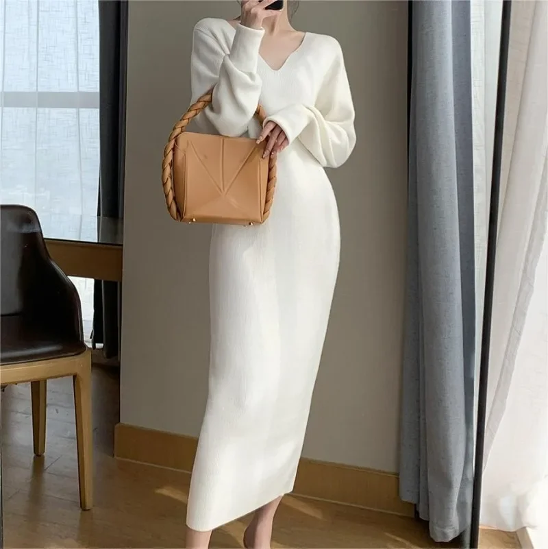

Women's Autumn and Winter Mid Length Knitted Sweater Dress Shows Thin Temperament and Gentle Style V-neck Women's Sweater Dress