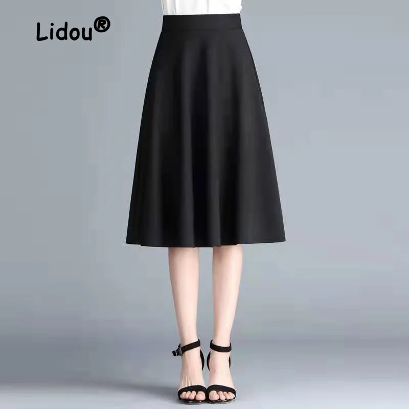 Skirt New Classic Solid Color Elastic Loose Large Waist Slim Mid Length A-line Women's Office Versatile Half Length Skirt