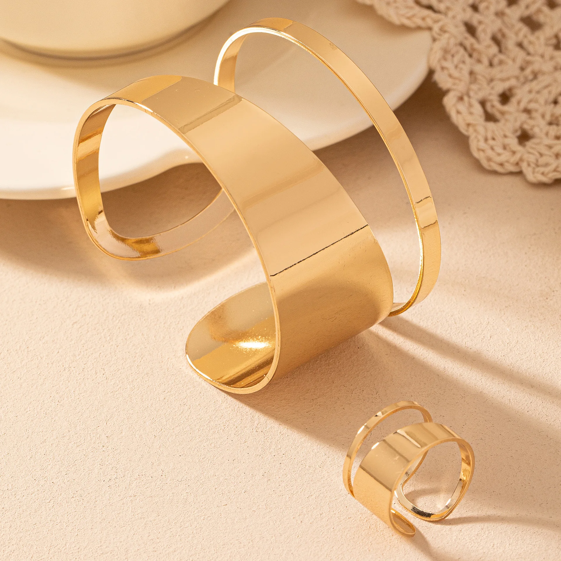 Fashion Simple Open Adjustable Jewelry Bracelet Metal 18k PVD Gold-plated Waterproof Colorfast Accessories Bangle 3