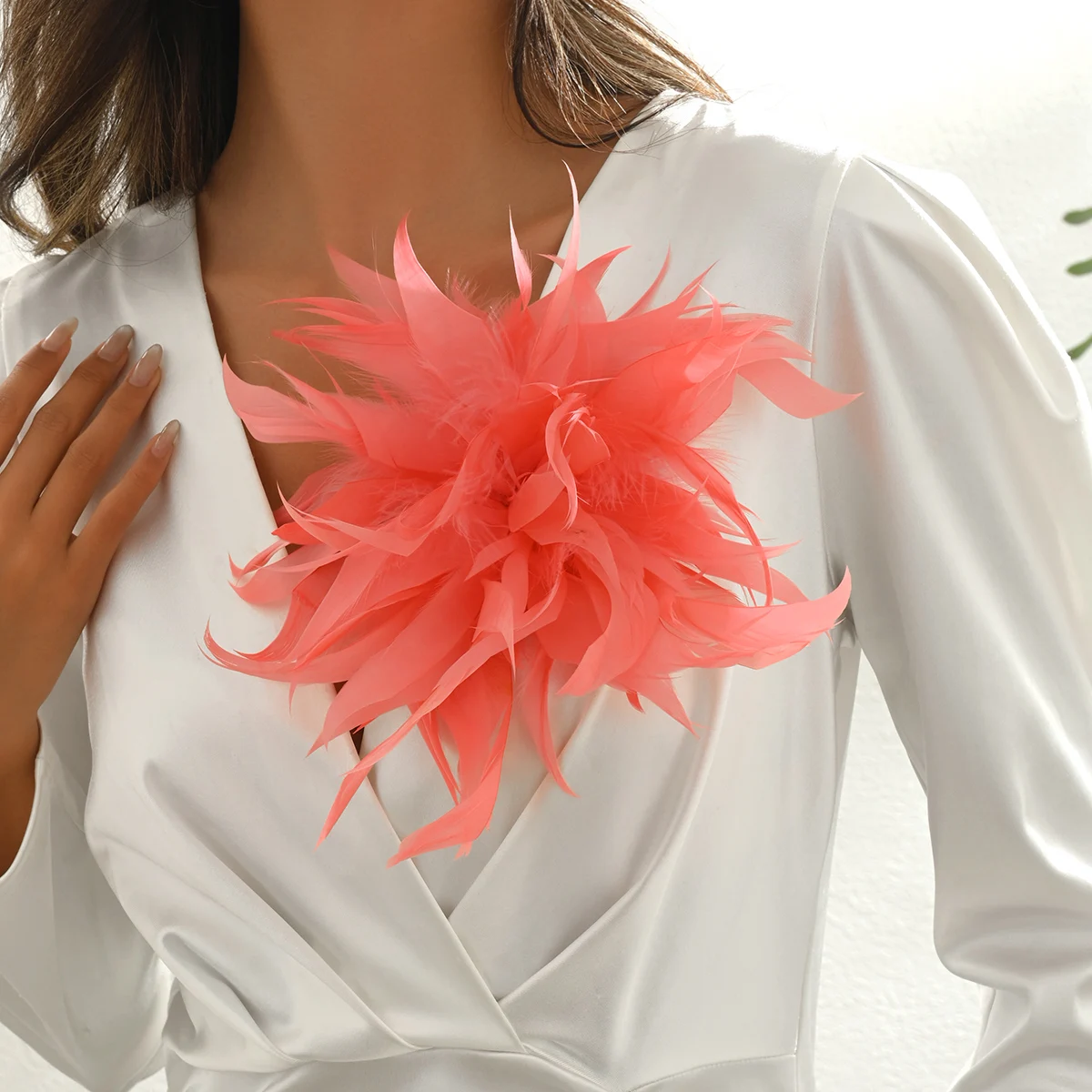 22CM Bohemia Multicolor Artificial Feather Brooch for Women Vintage Exaggerated Handmade Lapel Pins Party Wedding Jewelry Gifts