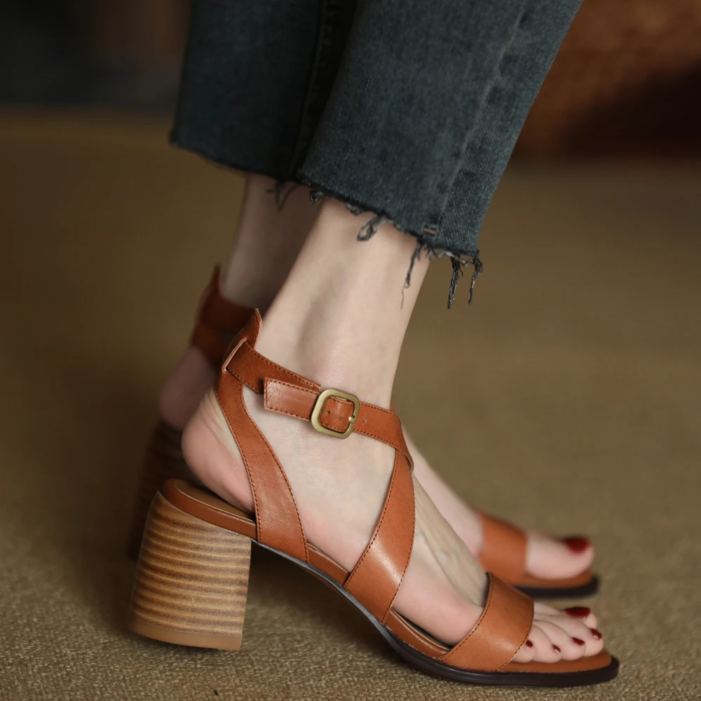 

Retro Shoes Woman Buckle Strap Sandals Fashion Women Pumps Sandals Sheepskin Women Shoes French Style Open Toe Summer Sandals