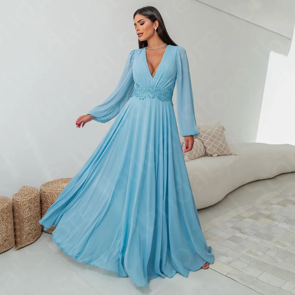 

New Sky Blue Arabic Mother of the Bride Dress Boho 2024 Mother Gowns Long Sleeves Lace Wedding Party Dresses Beach V Neckline