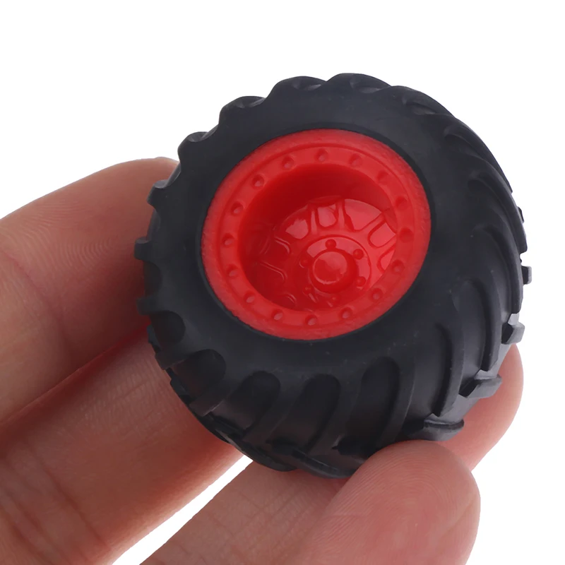 Drfeify 4 Pezzi RC Pneumatico, 1/10 RC Auto 2.2 Pollici Ruota RC Crawler Pneumatico in Gomma Ruota in Metallo Accessori RC(Argento) Accessori per