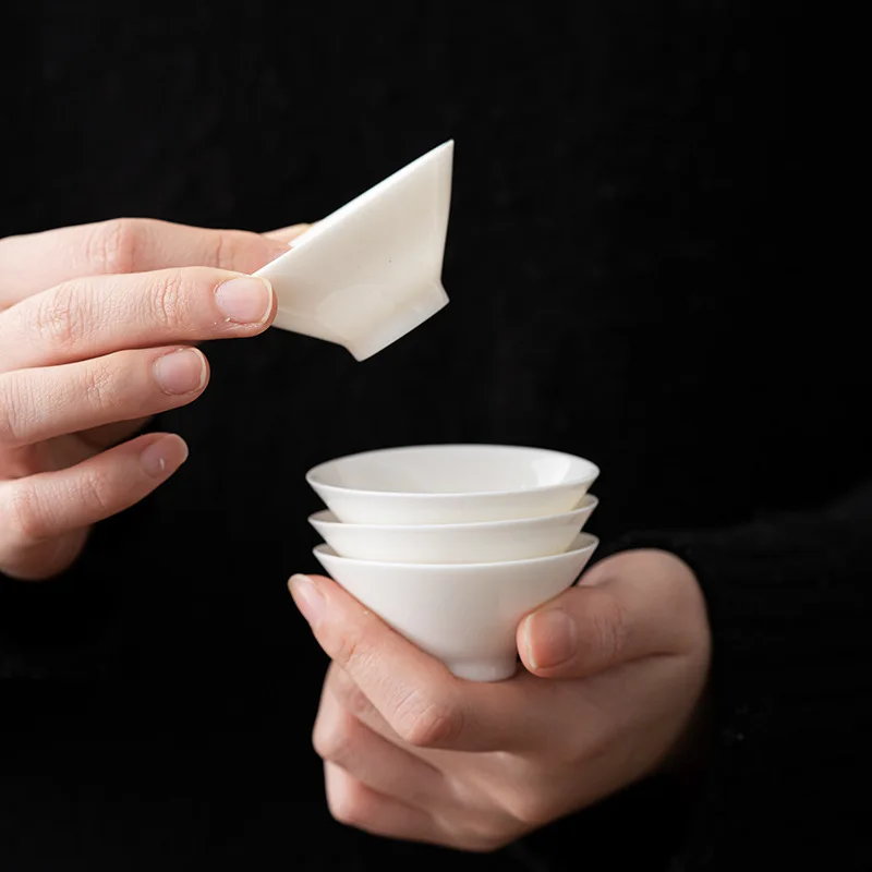 Handmade raw ore suet jade white porcelain hat cup ceramic tea cup small teacup kung fu tea set cup Dehua white porcelain