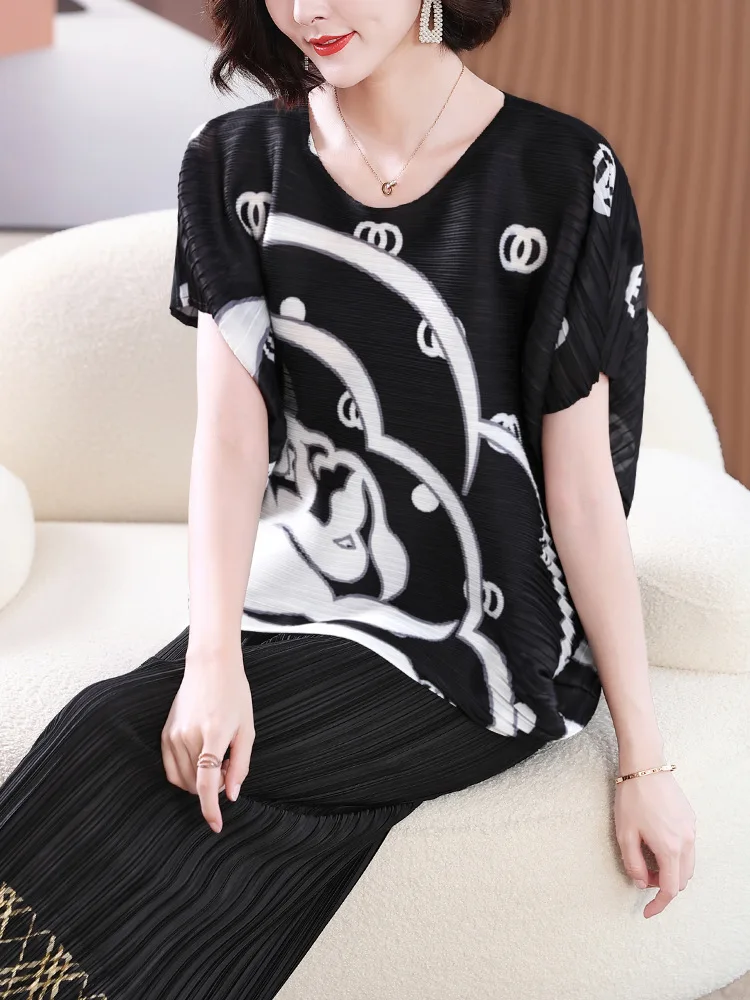 

T-shirt Loose Large Size Style T-shirt Printed Pleating Tops