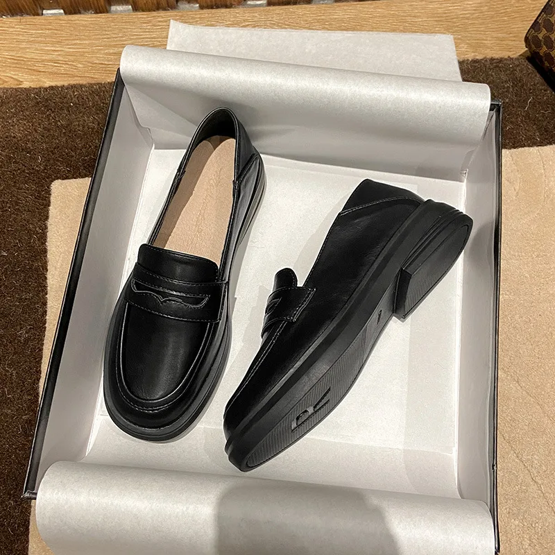 

2022 Fashion Women Flat Loafers Shoes Chunky Thick Platform Black Shoes Round Toe Spring Autumn Ladies Feetwear Single Shoes