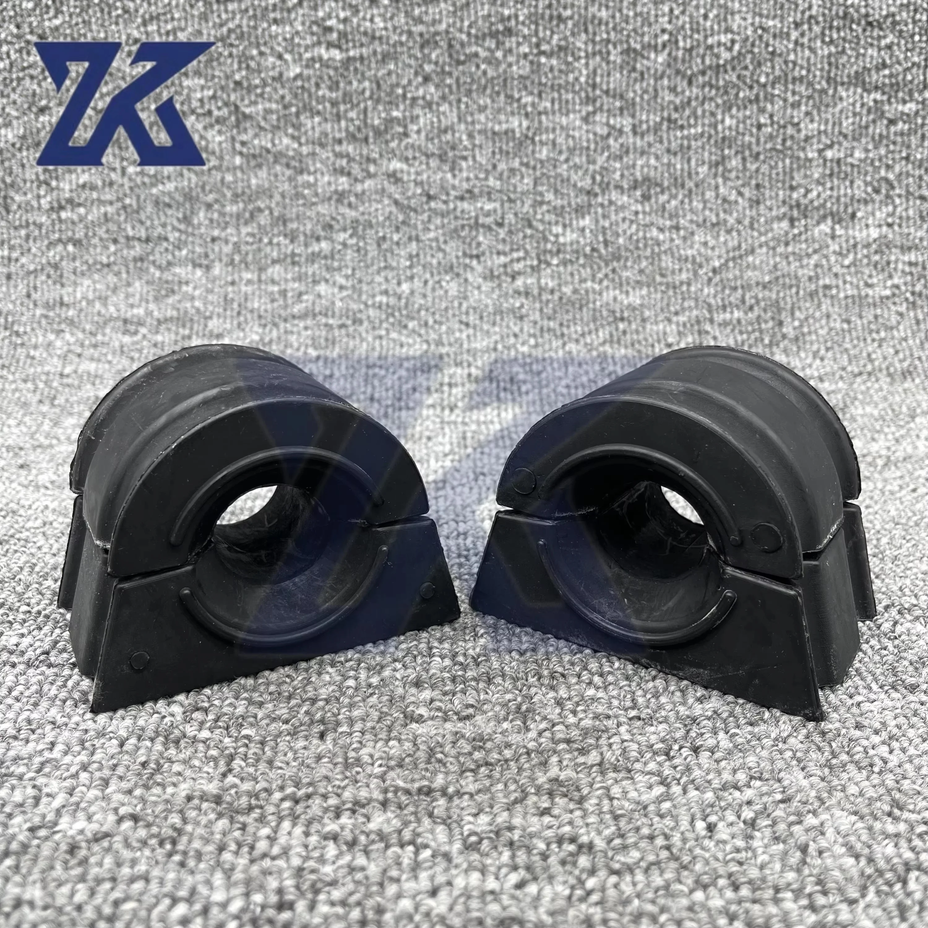 2PCS/1SET 84173771 캐딜락 CT6 OEM 84173771 84184241용 전면 밸런스 바 부싱