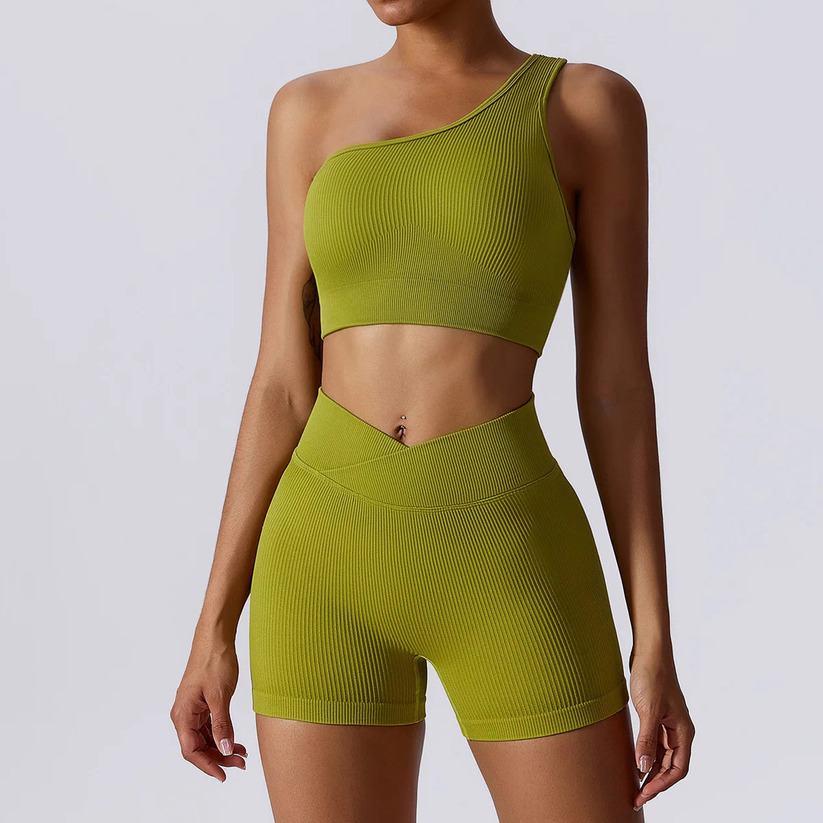 

The Four Seasons Seamles Back Yoga Suit Running And Sports Suit Quick Drying And Tight fitting Fitness Suit For Women