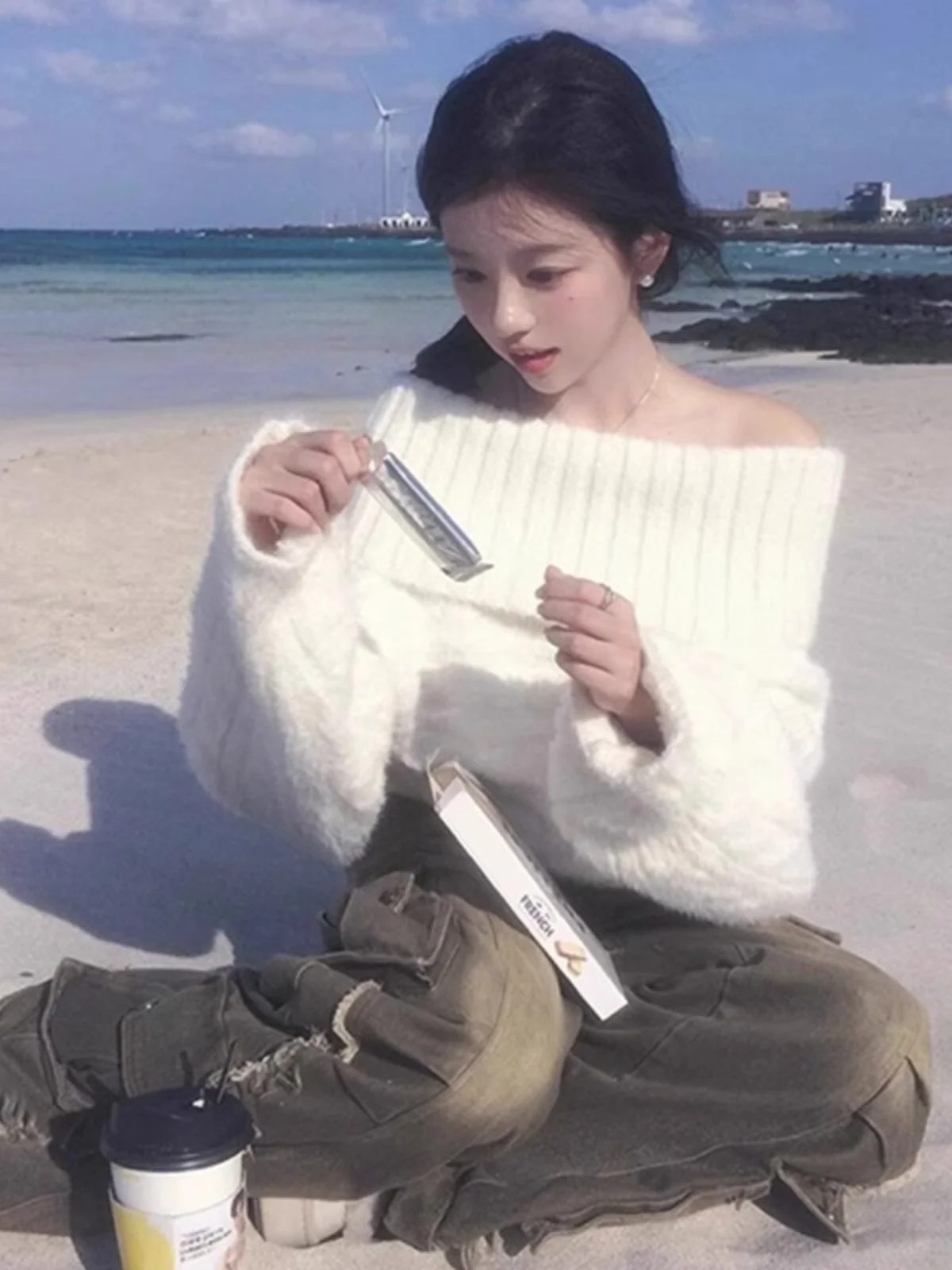 화이트 숏 니트 스웨터 여성 이너웨어 레이지 스타일 고급스러운 느낌 가을 겨울 따뜻함을 발산하는 패셔너블 탑 - AliExpress