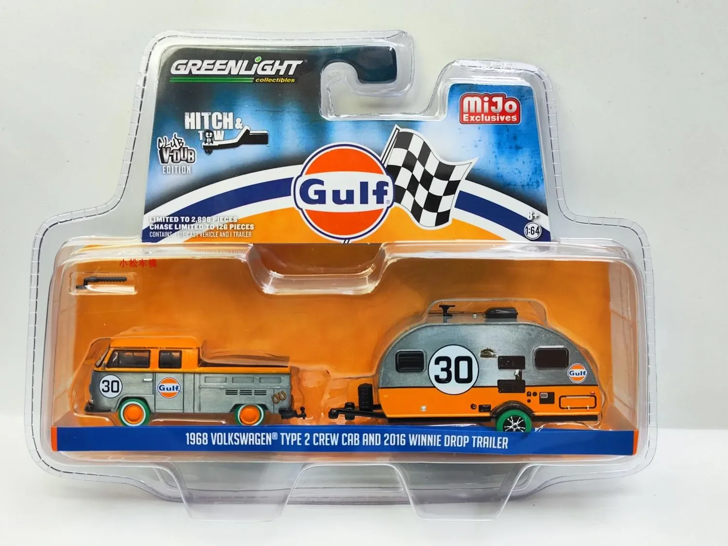 Modello 1:64 1968 Volkswagen T2 E 2016 Winnie Drop Trailer #30 Gulf Gulf Clearcoat Edition Modello Di Auto