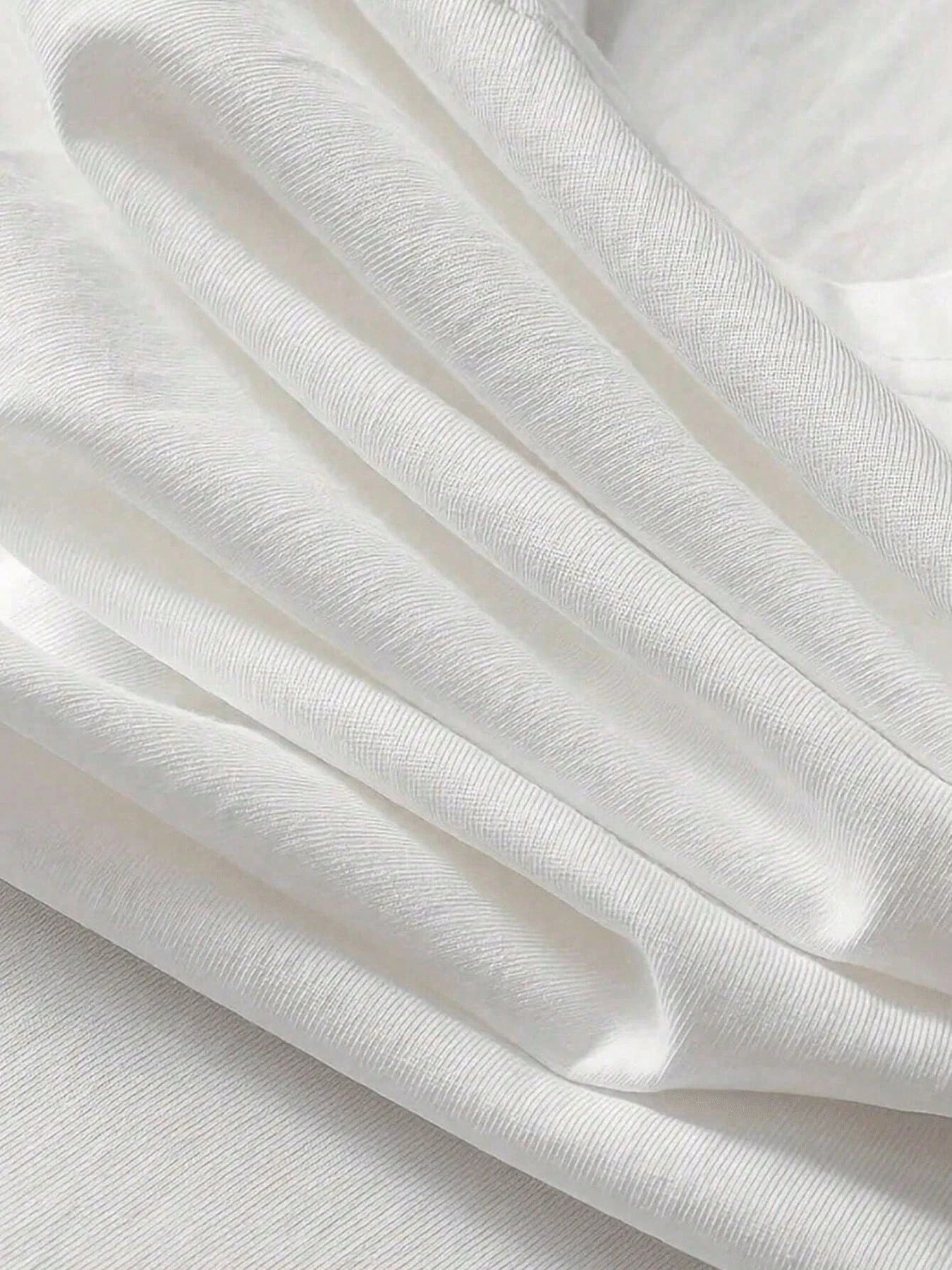 Urban street style long-sleeved T-shirt with bold graphic prints featuring a black and white art design, made of pure cotton. view 4