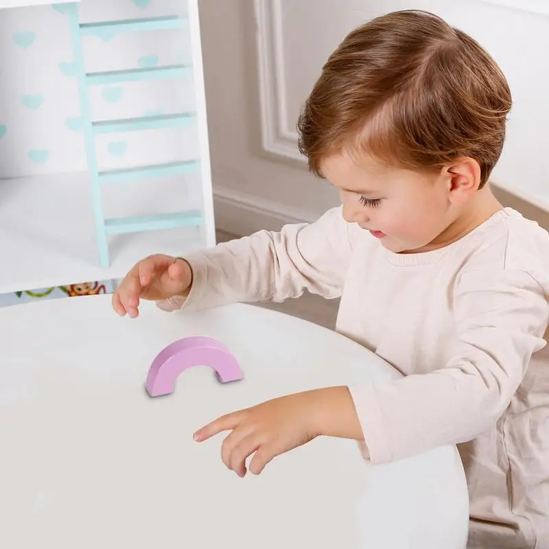 Рисунок 2 - Детские строительные блоки