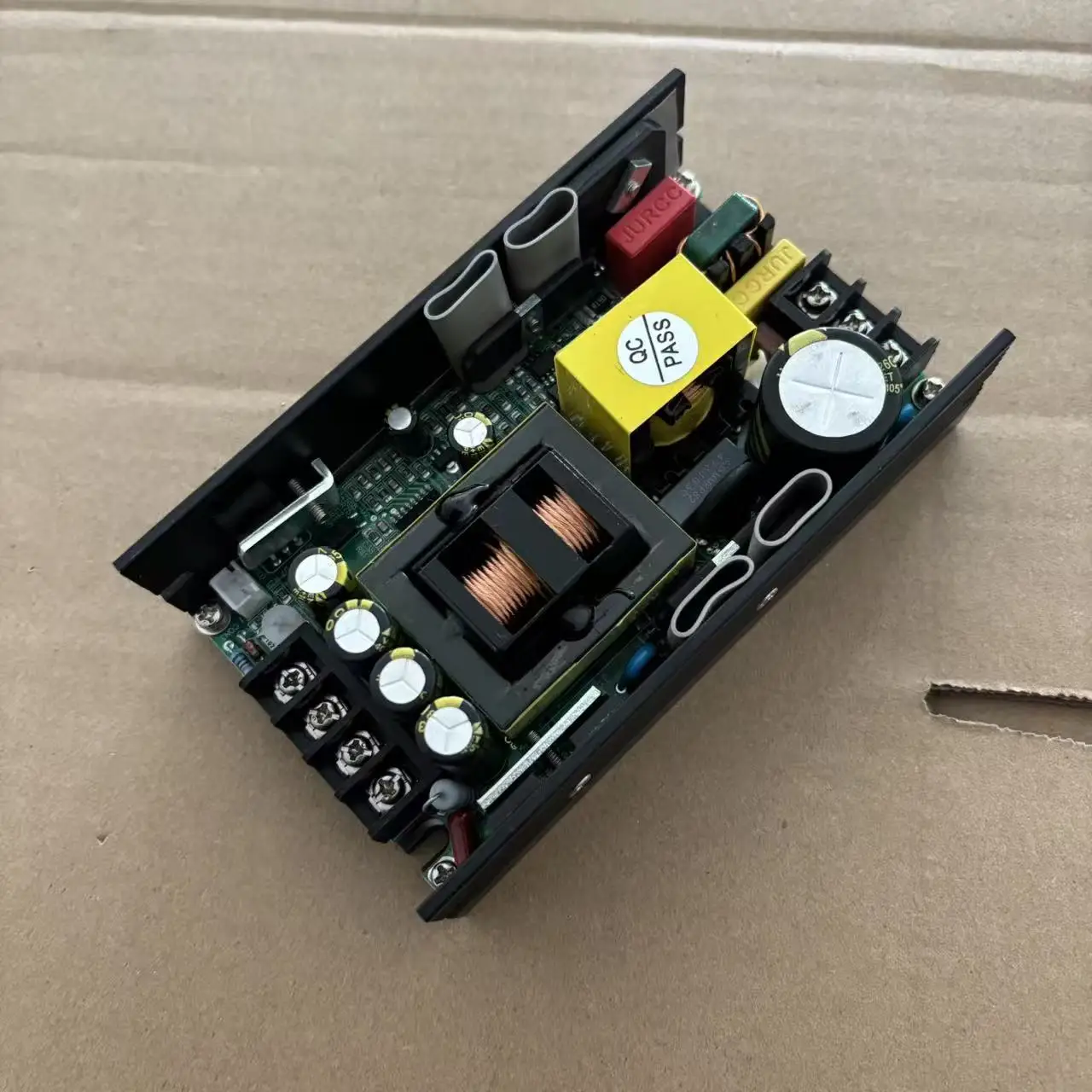 150W 18LED 54LED 파라이트 전원 공급 장치 350W 7LED 40W 10LED 40W 19LED 15W 스트로브 라이트 스포트라이트 파워 드라이버 (무대 조명용)