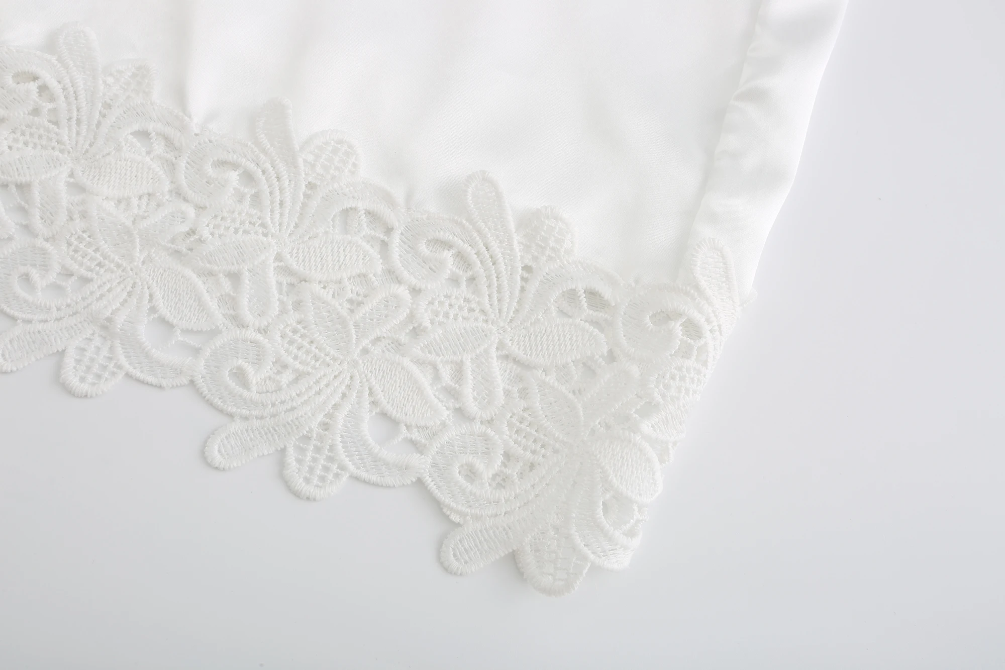Women Sleepwear Bride Robes Silk Robe Sleepwear Pajamas Satin Pajamas Wedding Robe Bridesmaid Sister Mother of the Bride Robes Lace Robe Female Lace Bathrobe Womens Robes Rose Gold