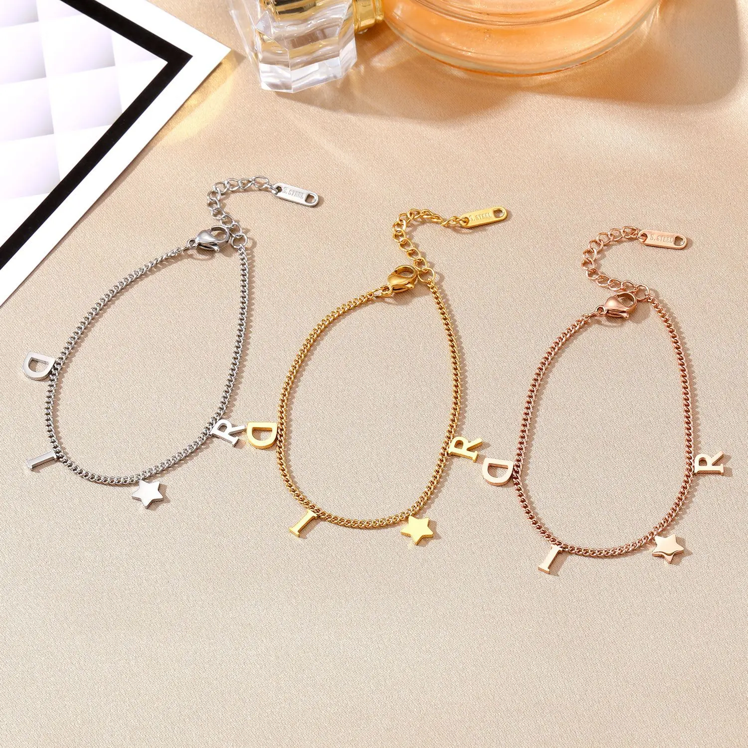 Pendant Bracelet Korea Fashion Letter Star Pendant Bracelet Woman Simple Vintage Creative Luxury Jewelry Accessories Gifts