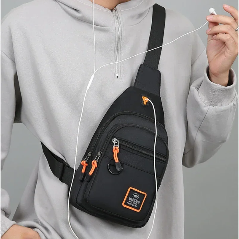 รูปสินค้า กระเป๋าถือแฟชั่นผู้ชาย Oxford น้ำหนักเบา Crossbody ทันสมัย
