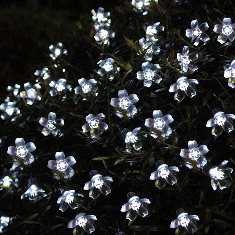 thumbnail image 1 of Guirnalda de luces LED con batería USB de 3 m, 5 m y 10 m, guirnalda de flores de cerezo de cristal, decoración para fiestas de Navidad, bodas y habitaciones, 1 of 4