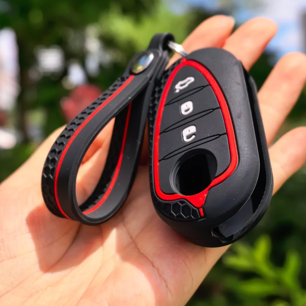 Silicone Key Cover Holder For Alfa Romeo Giulietta Myth Junior 4C Romeo Mito Myth 159 GTO GTA Car Accessories Keychain