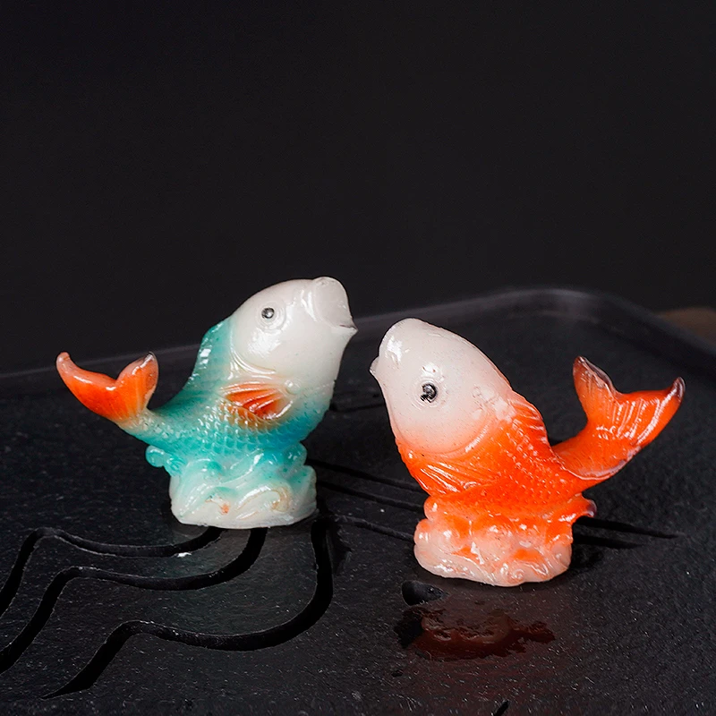 Creative Resin Cute Color Changing Fish Shape Ornament, Micro Landscape Tea Pet Indoor Desktop Decorations Accessories Play, 1Pc
