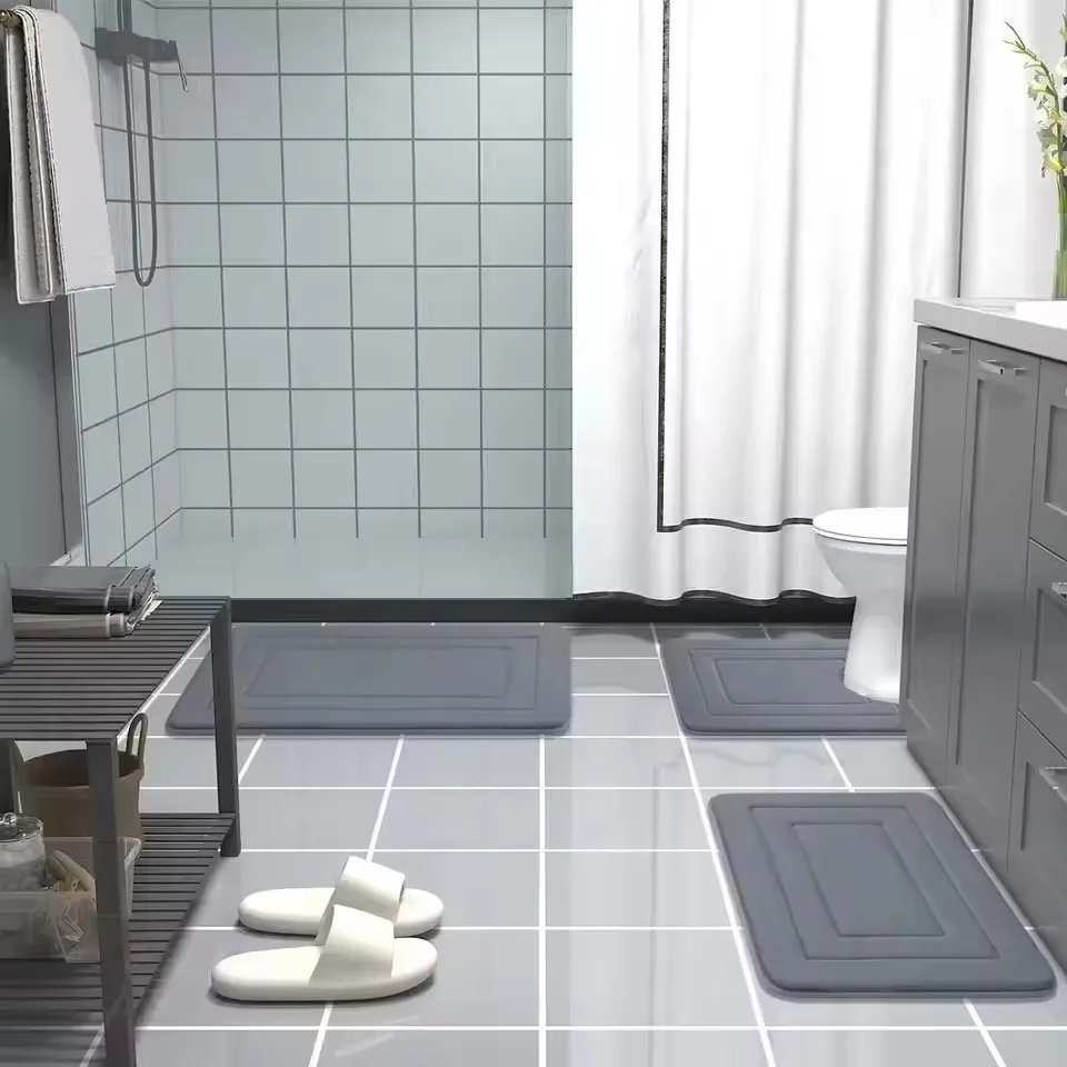 Luxurious Quick-Dry Non-Slip Bathroom Floor Mat in Plush Flannel Fabric