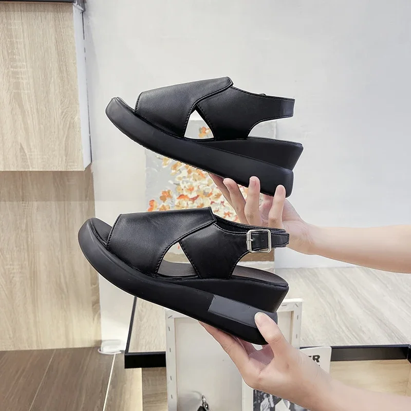 

Босоножки женские на танкетке, однотонные сандалии с открытым носком, Повседневная модная обувь на высоком каблуке, с ремешком с пряжкой, лето