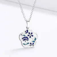 Nouveau Collier 2026 pour Femme, Pendentif Fleur Tendance, Bijou Émaillé Fait Main, Chaîne de Clavicule Mariage Mariée, Chaîne de Pull pour Femme 3