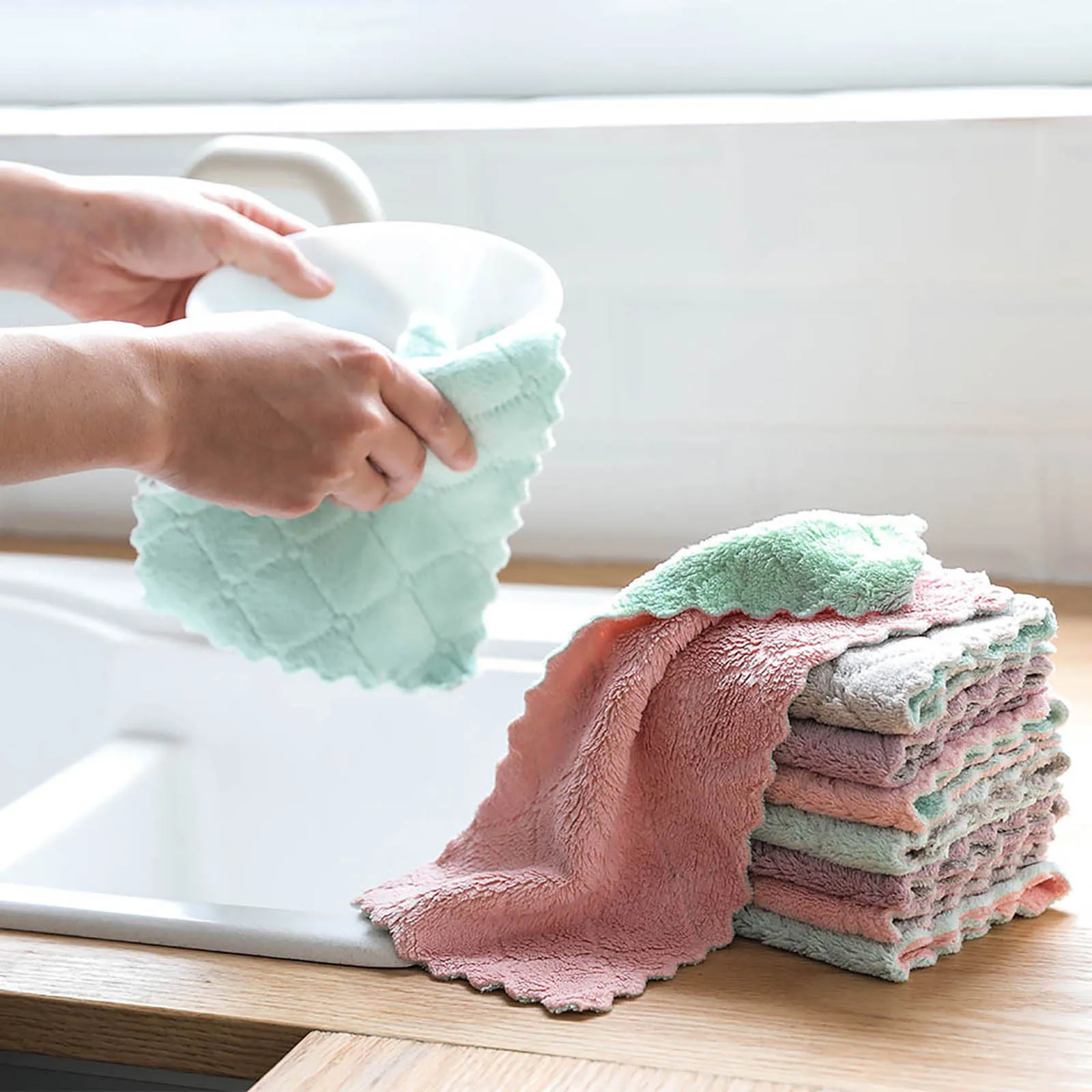 Multifunctional Nonstick Coral Velvet Cleaning Cloth