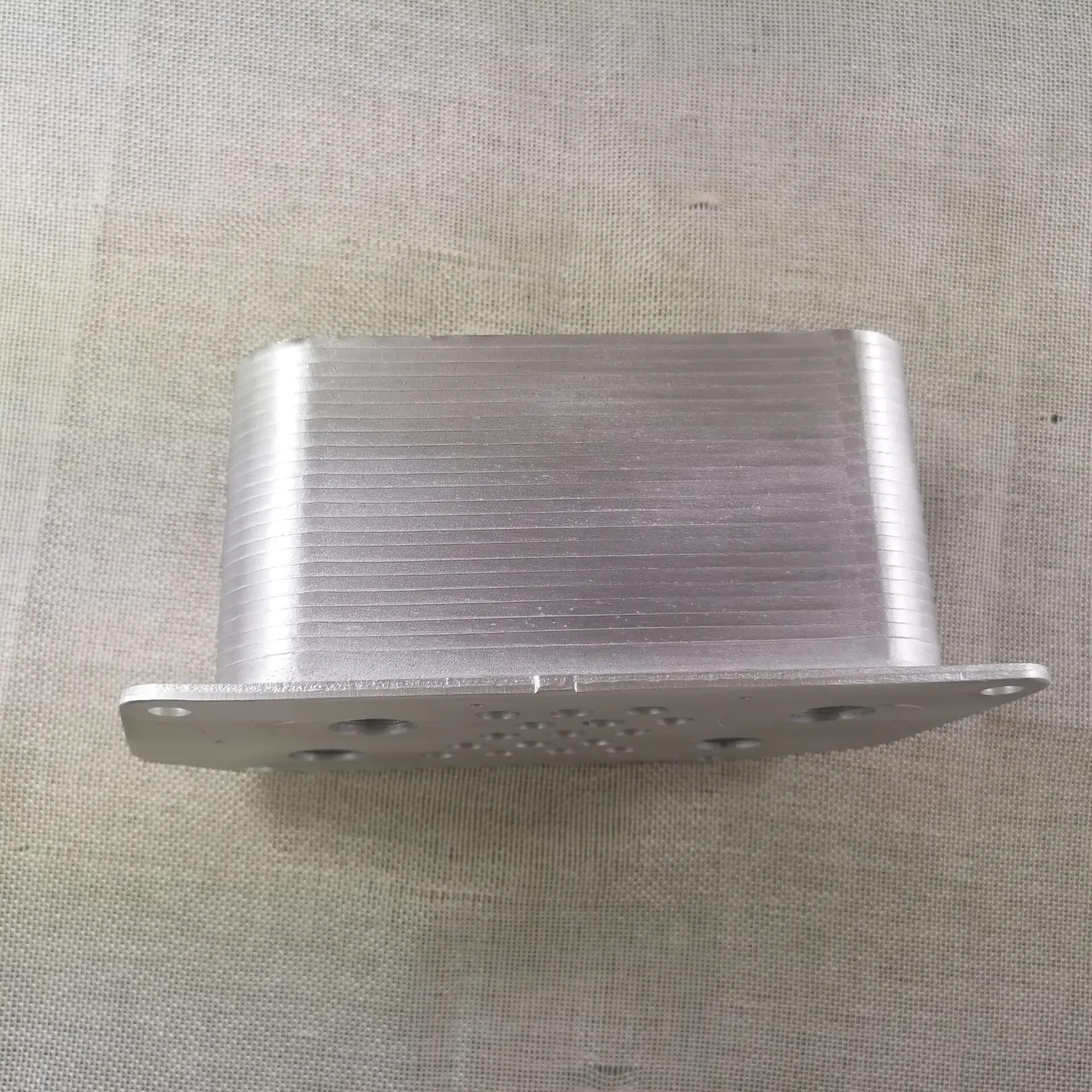 Oil Cooler 04252961 for Volvo Excavator EC210C EC210B Deutz BF6M2012 Engine