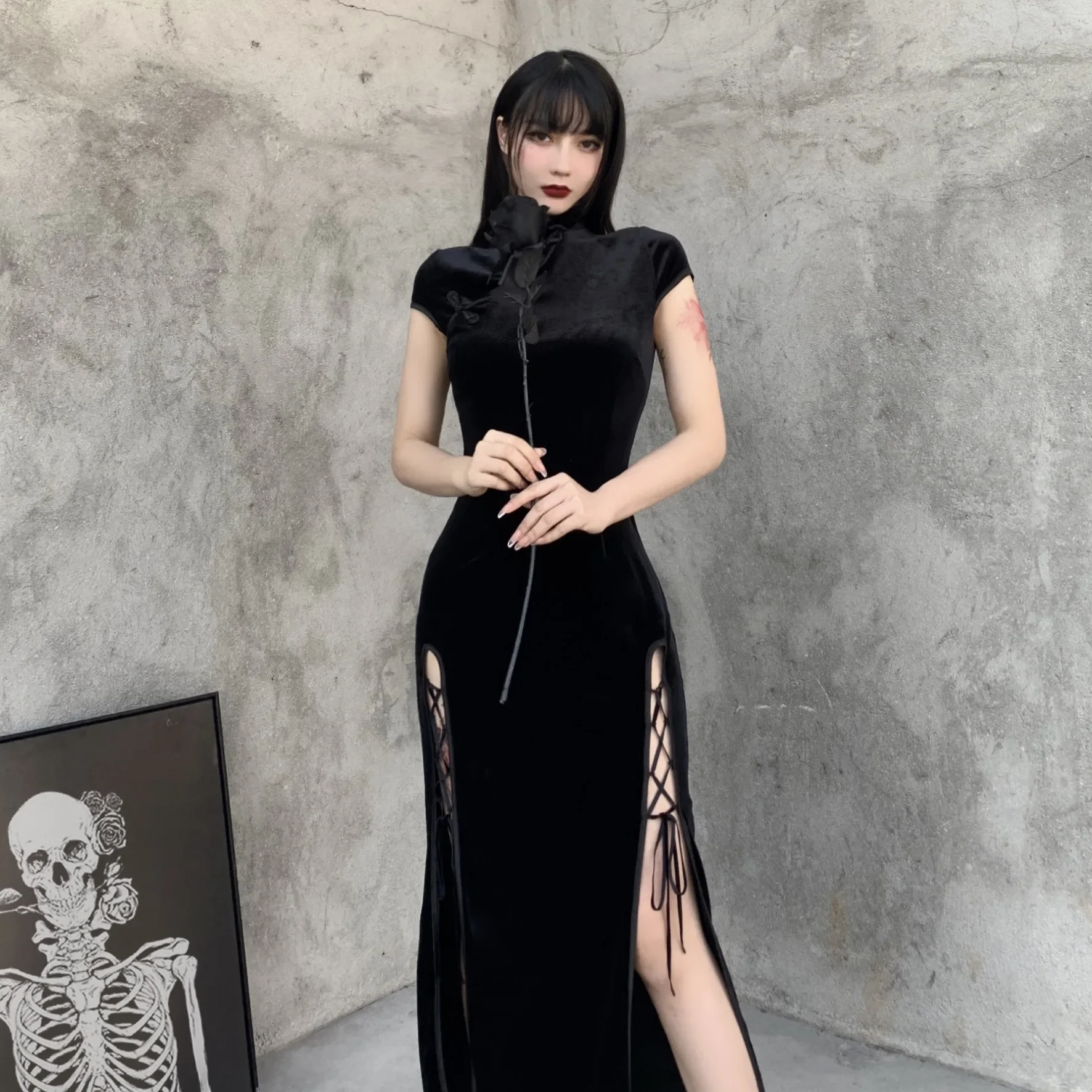

Women Retro Vintage Cheongsam Dresses Party Long Split Slim Bodycon Dress Black 2021 New Female Casual Fashion Velvet Vestidos