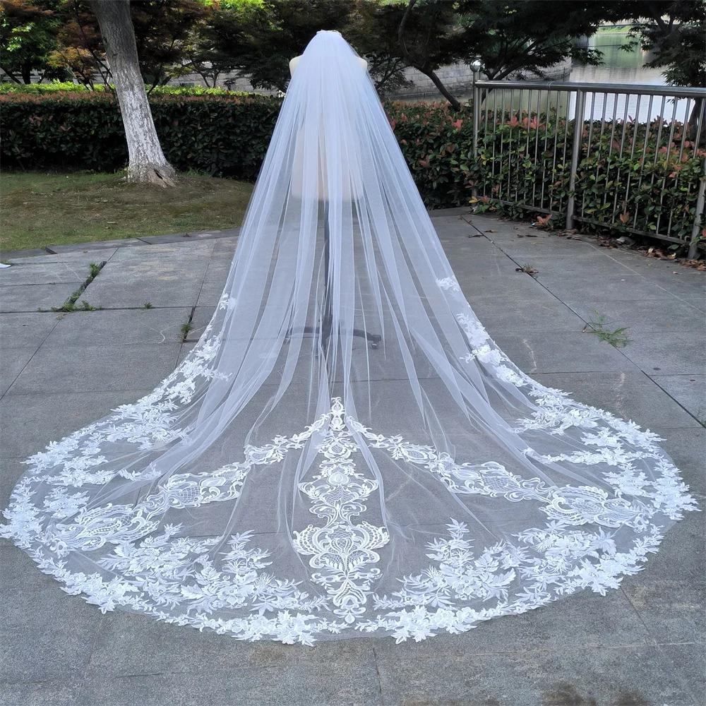 

Real Photo 3m.4m.5m One Layer Wedding Veil With Comb White Lace Edge Bridal Veils Ivory Appliqued Cathedral Wedding Veil