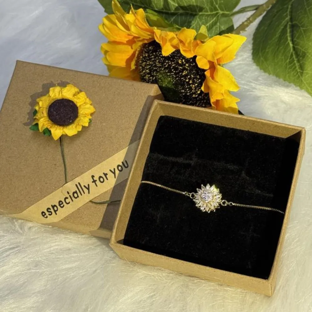 Light Luxury Spinning Sunflower Bracelet for Women Elegant Sparkling Zircon Calming and Relaxing Accessory Birthday Jewelry Gift