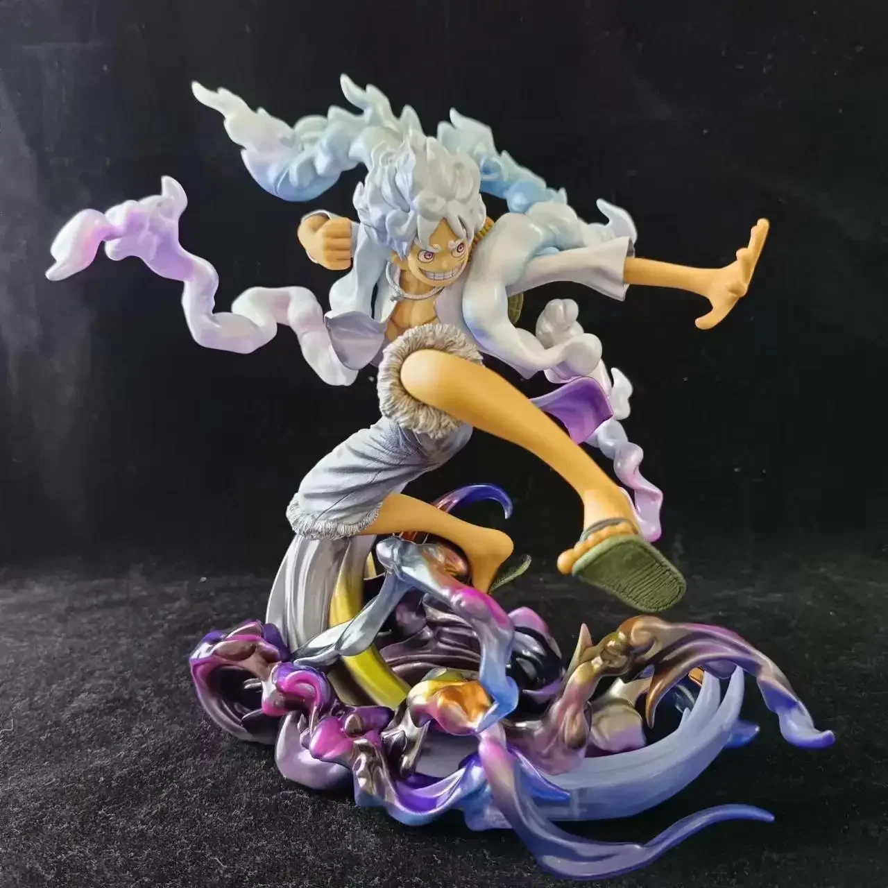 thumbnail image 1 of Figuras de anime de One Piece, figura de Nika Luffy, figura de acción Gear 5, modelos de PVC de Luffy, estatua Gk, juguete coleccionable, muñecos de adorno, regalo, 1 of 4