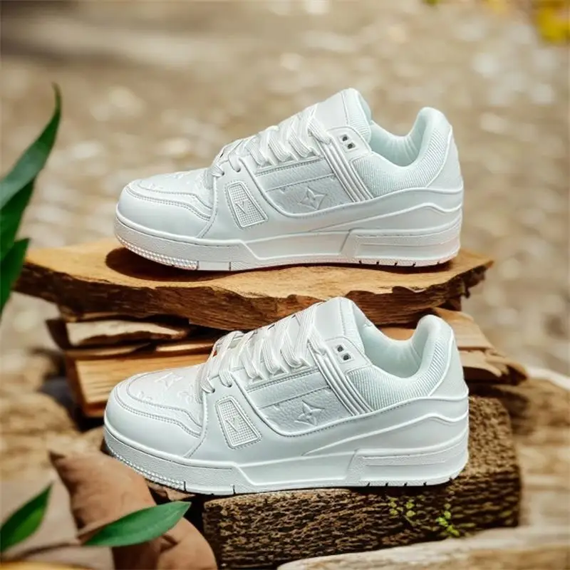 2025 spring and summer new Breathable Flat Bottom Versatile Sports Casual Board Shoes