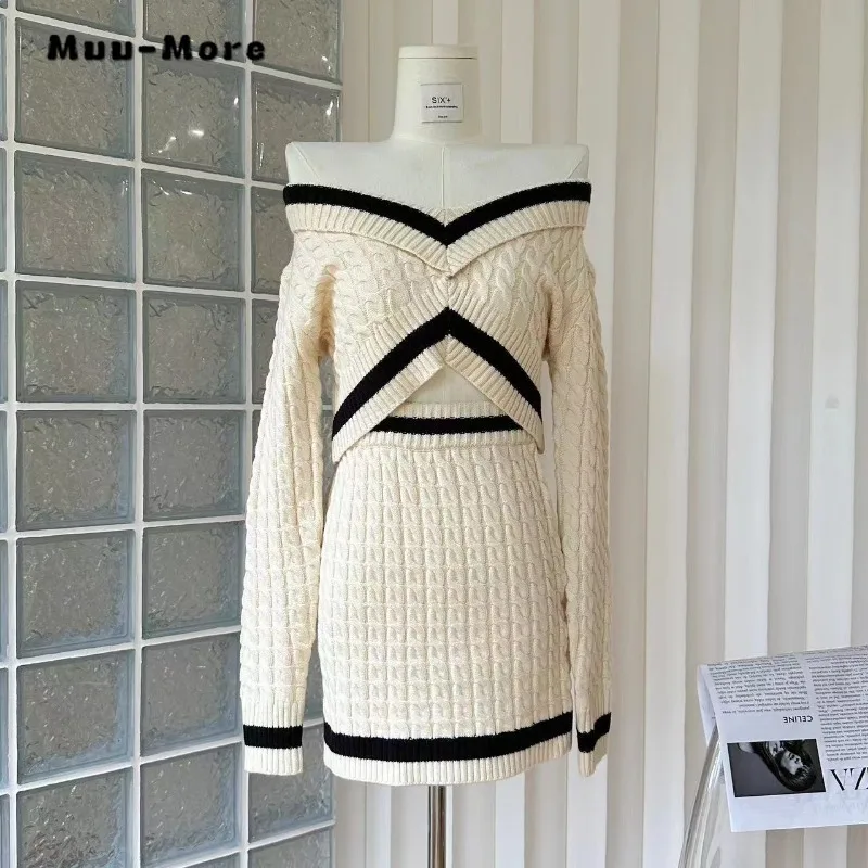 

Женский офисный комплект из двух предметов, элегантный стильный свитер с длинным рукавом и юбка-трапеция, осень 2023