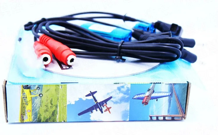 Détail des connecteurs du câble simulateur vol USB FS-SM106 8in1 pour hélicoptère et drone