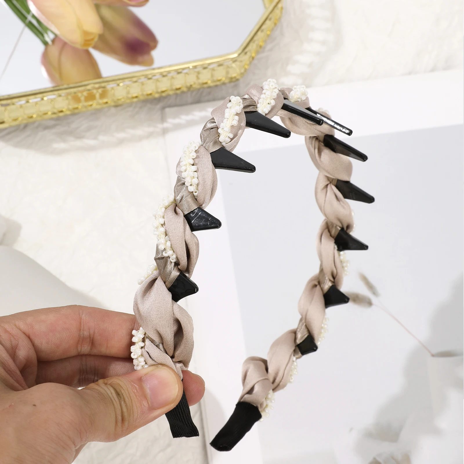 1pc Elegant Beads Hairband Hair Hoop Korean Toothed Non-Slip Headbands Hair Accessories Girls Lady New Fashion Headdress