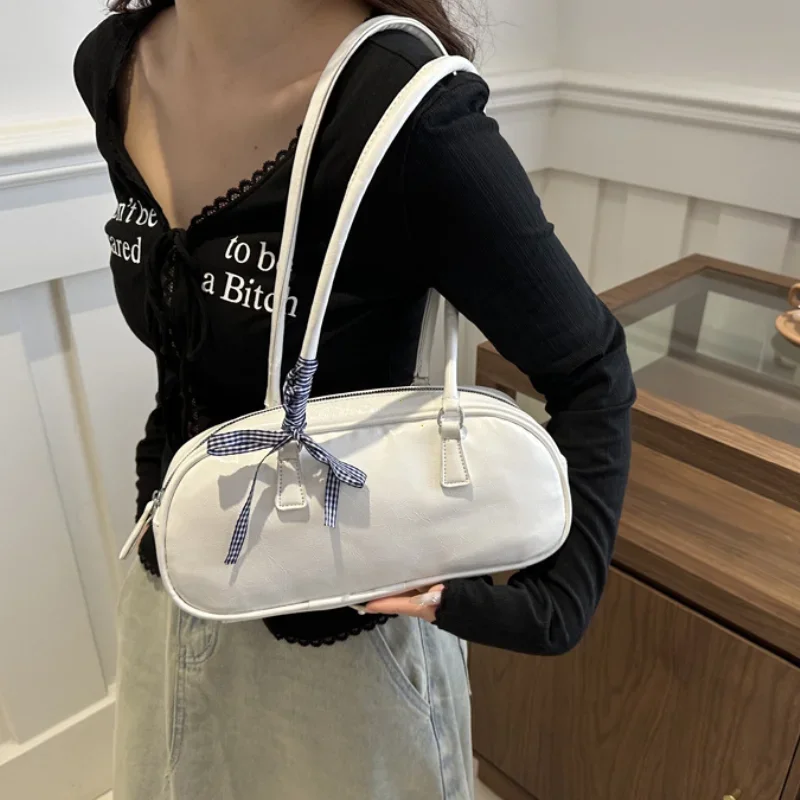 Large Capacity Silver Bag Women Portable Pillow Bag All-Match Shoulder Underarm Bag Women's Handbag Casual Boston Commuting Bags