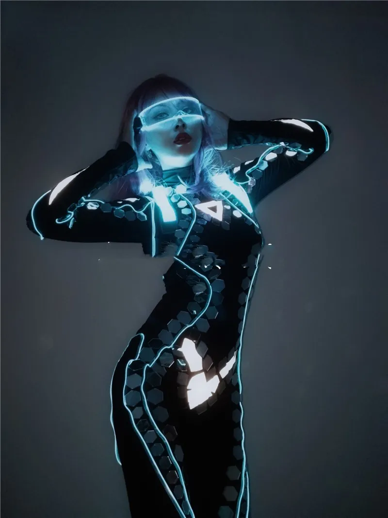 Watchperformanceclothesblacklightemittingtechnologylensclothes