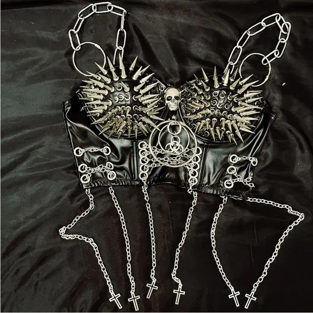 Spikey Skull Cropped Chain Top 1