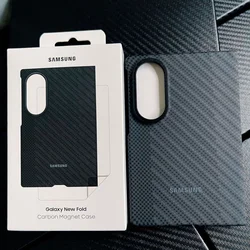 Ultra Carbon Fiber Magnetic Phone Case - Aramid Fiber Texture Slim Shockproof Bumper Cover for Galaxy Z Fold 8 Ultra (Black)