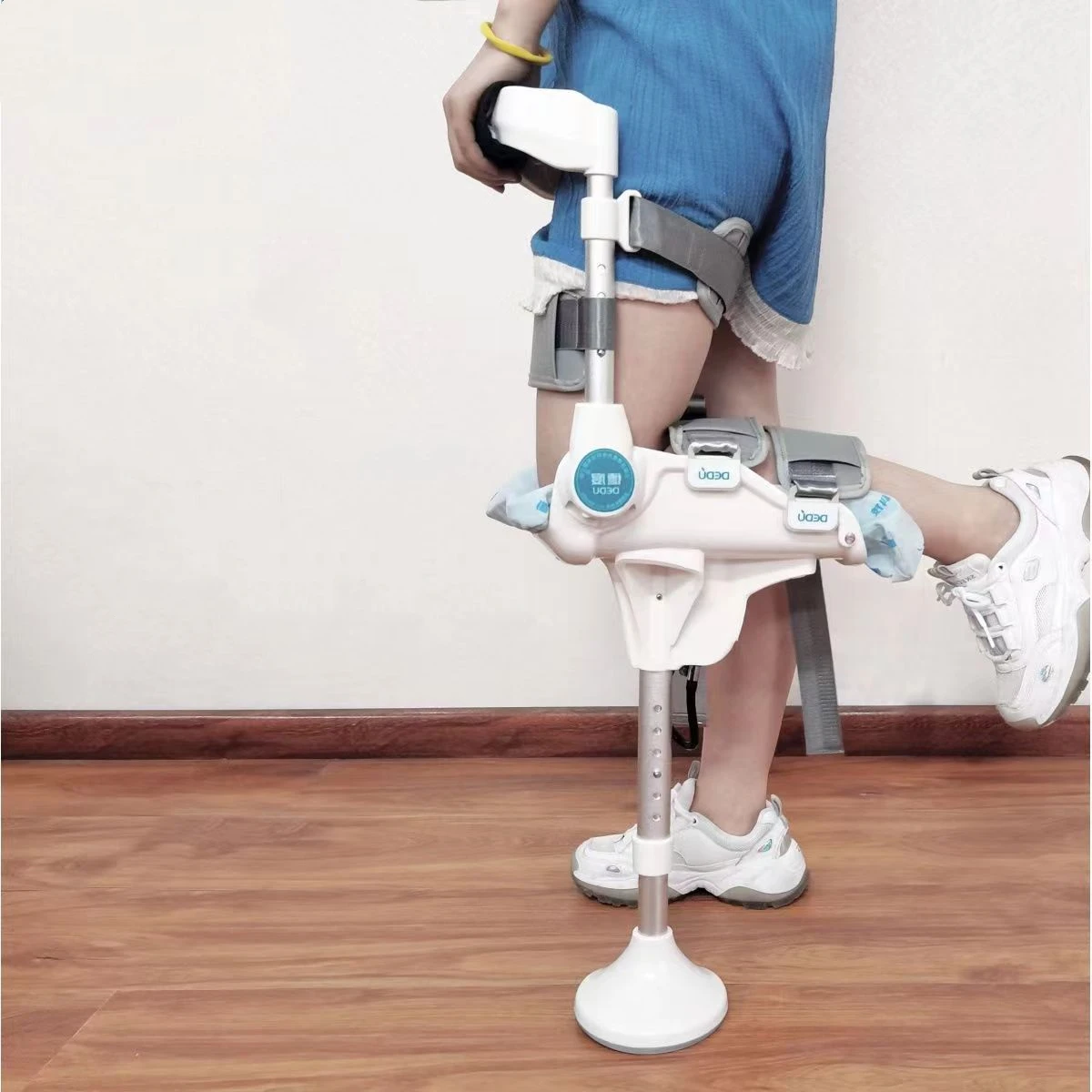 Hands Free Crutch atelieryuwa.ciao.jp